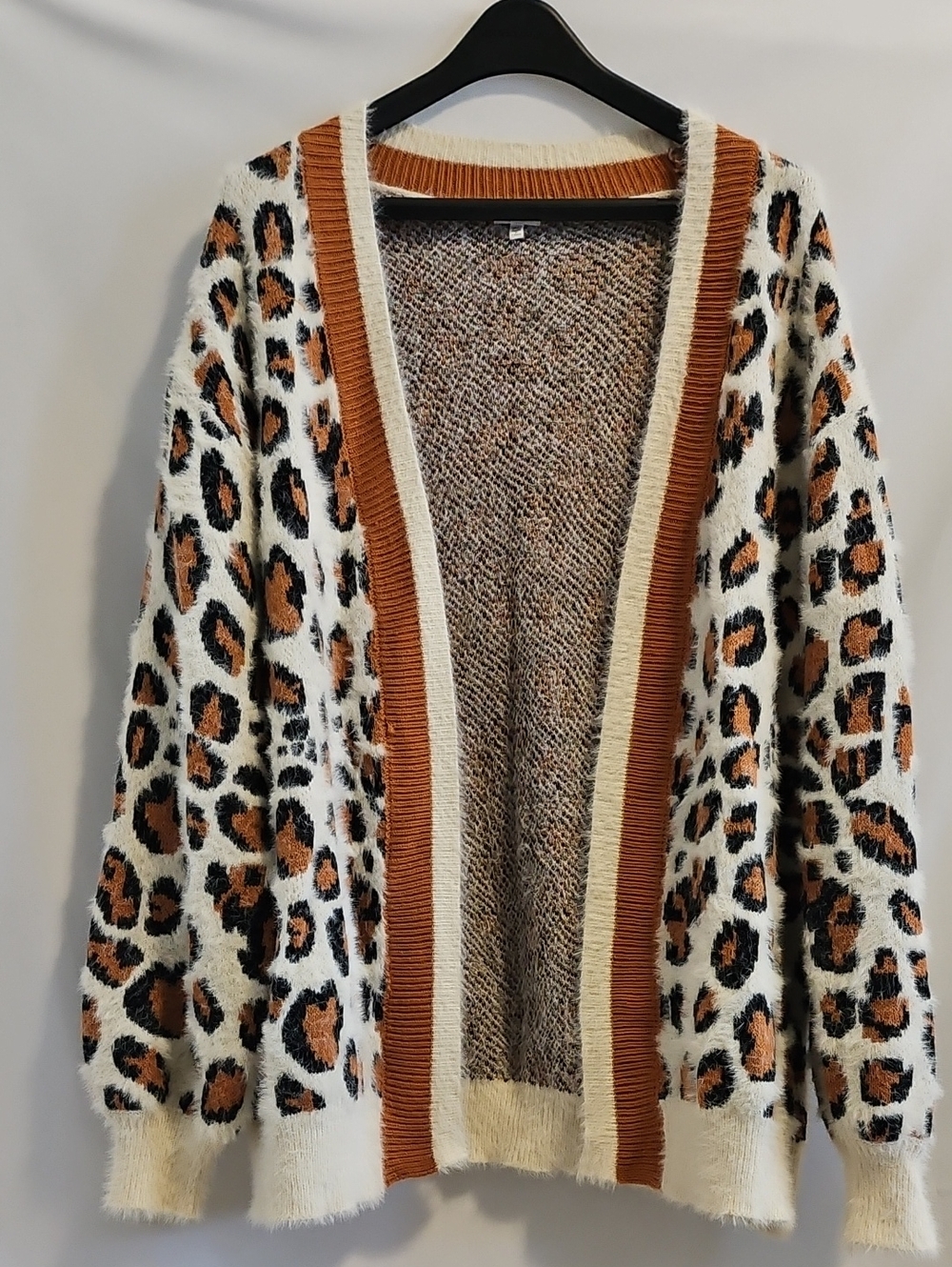 XL En Crème Leopard Fuzzy Eyelash Knit Open Front Sweater Womens